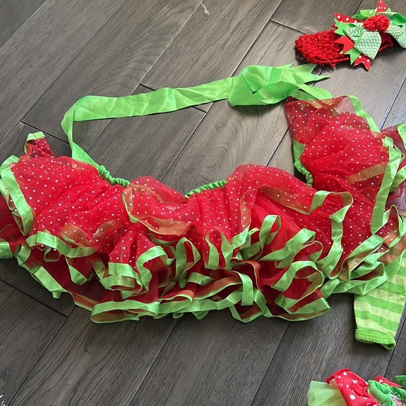 Christmas tutu w/matching legwarmers, ruffle diaper cover, headband and onesie - Picture 11 of 12